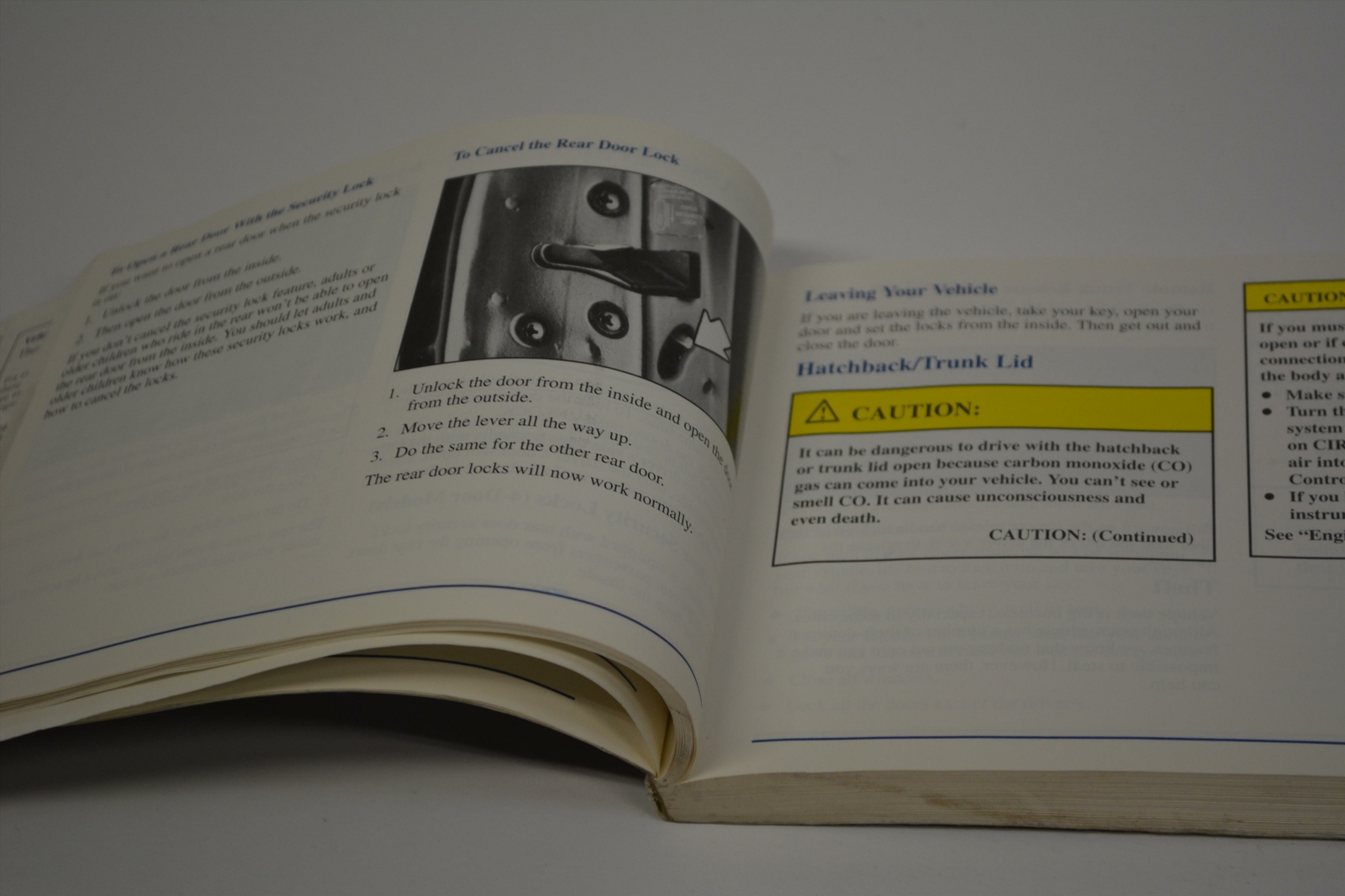 1999 Geo Metro Owners Manual Book Guide - Image 2