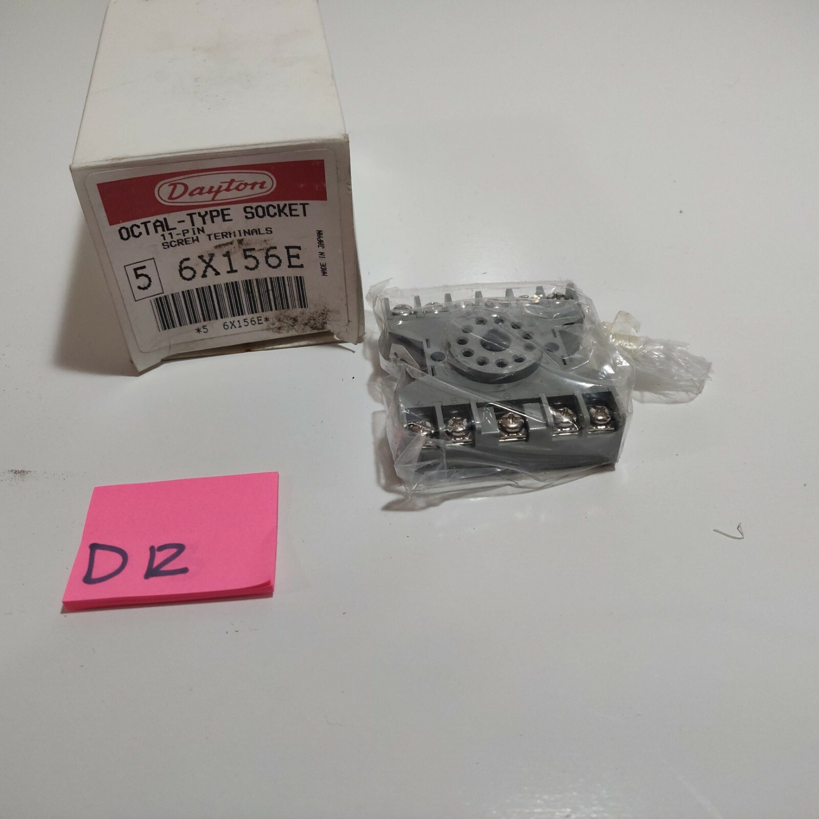 Dayton Octal-Type Socket 11-Pin Screw Terminals